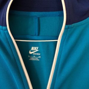 Nike jacket for men XL
